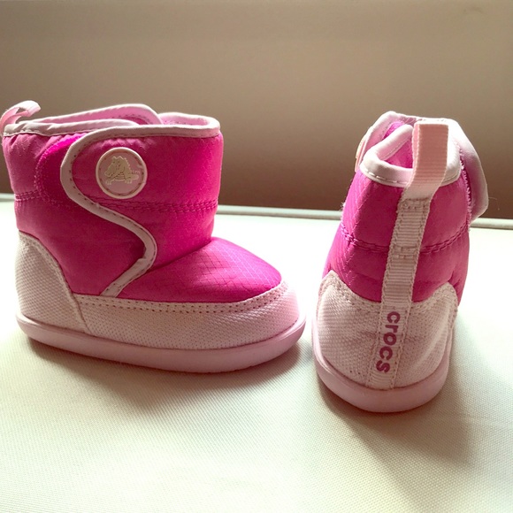 crocs baby boots